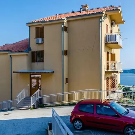Kira - See View Apartman *